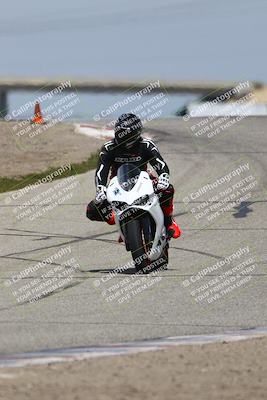 media/Mar-22-2025-TrackDaz (Sat) [[0456df0c41]]/Group B/Session 3 (Outside Grapevine)/